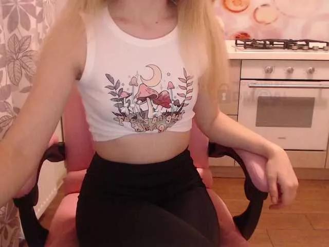 --Your-Dream-- on BongaCams 