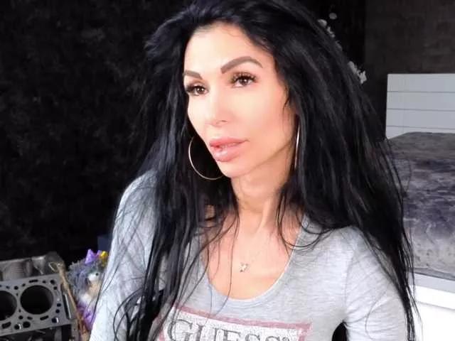 -BABAYAGA- on BongaCams 