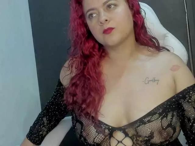 -Giia on BongaCams