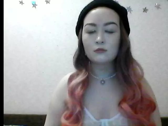 Offline -tiny-nika- on BongaCams