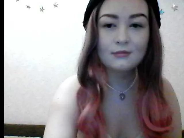 Offline -tiny-nika- on BongaCams
