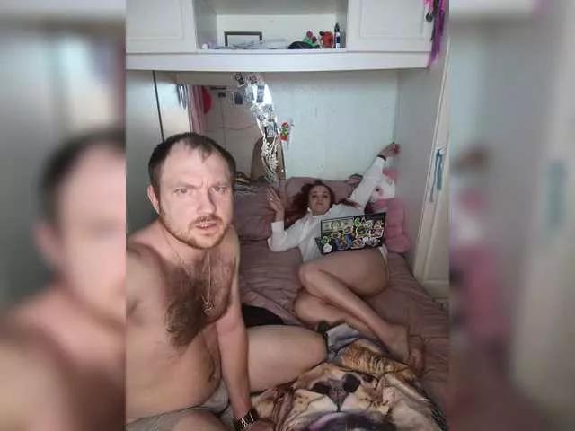 6969FoXlis69 on BongaCams 