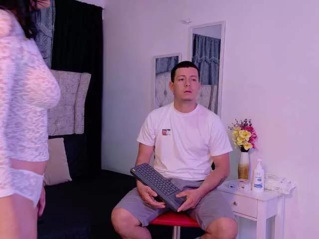 aaronandsamanta on BongaCams 
