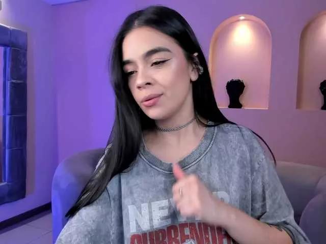 AlanaCraft on BongaCams 