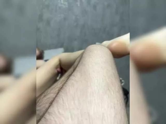 Freechat Aleksaa-11 on BongaCams