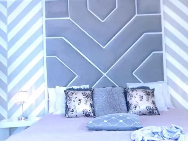 AlessiaBenz on BongaCams 
