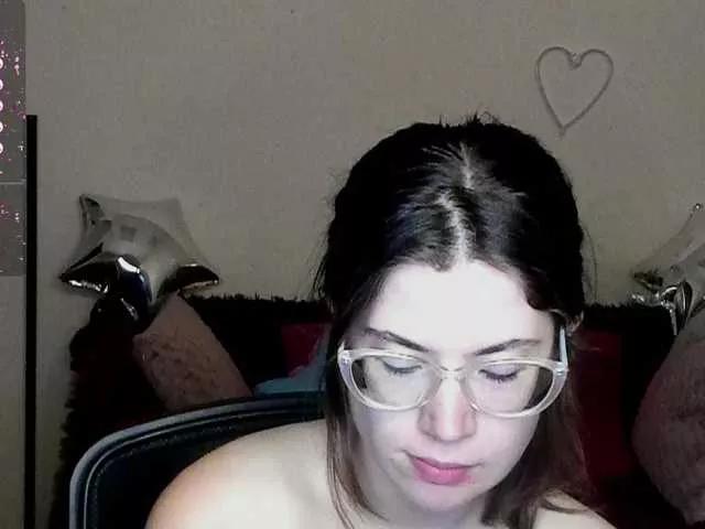 Aliciafolow009 on BongaCams 
