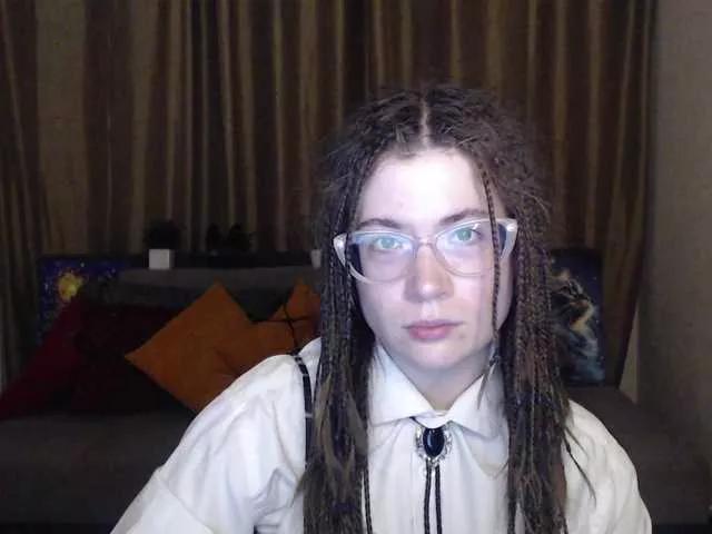 Aliciafolow009 on BongaCams 
