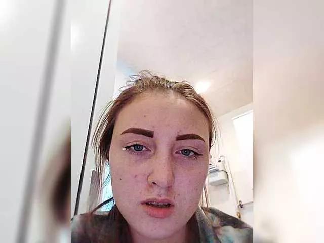 AlinaLili on BongaCams