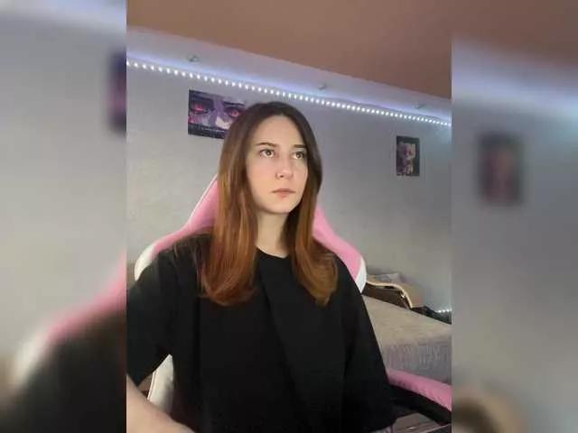Alisa21-1 on BongaCams 