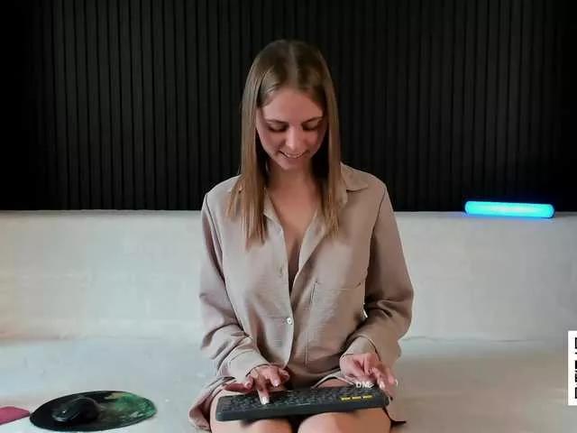 Alyona-24 on BongaCams 