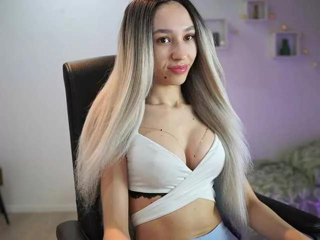AmaiLiu on BongaCams 