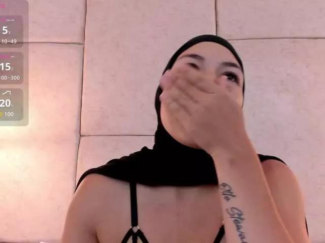 Freechat amira-s on BongaCams