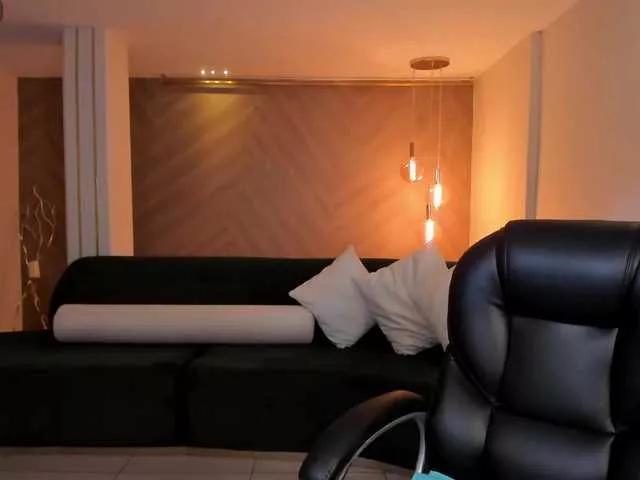 AnaisNin1 on BongaCams 