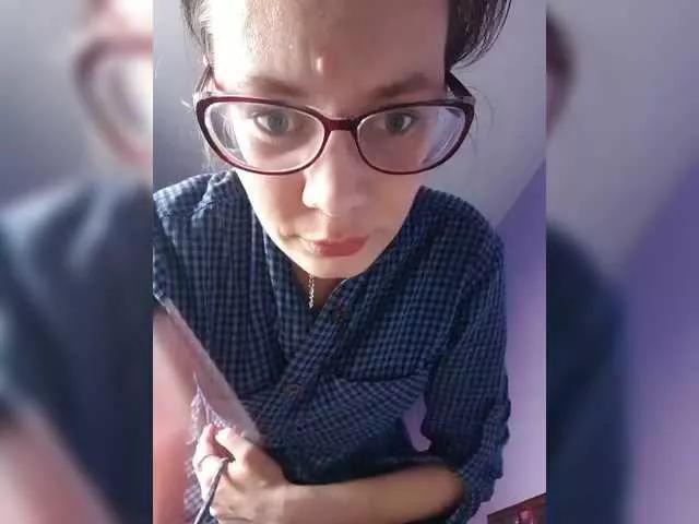 analiMilana on BongaCams 