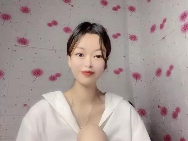 AnnaSexy18 on BongaCams 