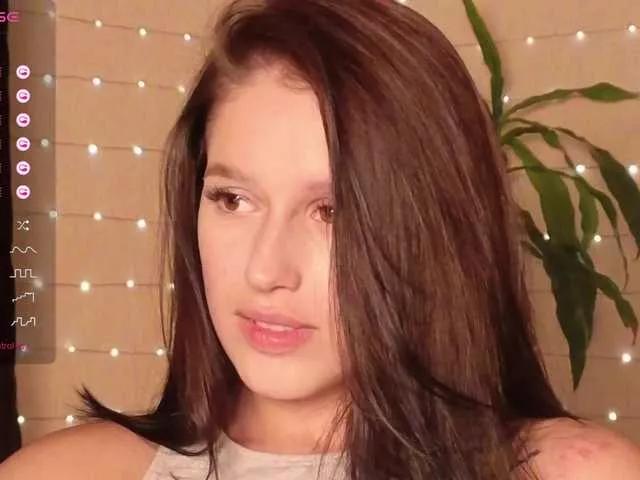 anochkafoxgirl-1 on BongaCams 