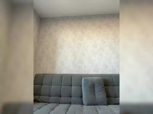 apple15promax on BongaCams 
