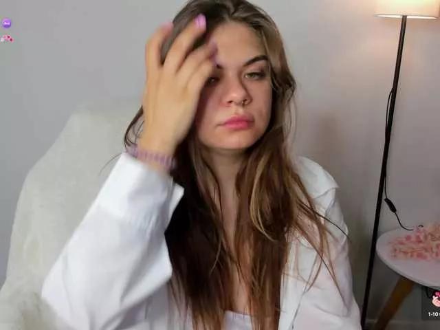 Ari-Fairy on BongaCams 