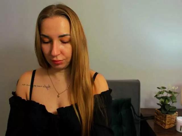 AriaBeauty on BongaCams 