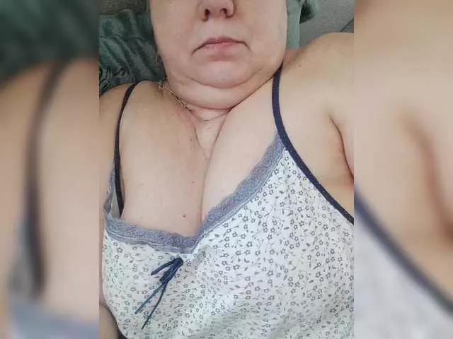 Arlisaac on BongaCams 