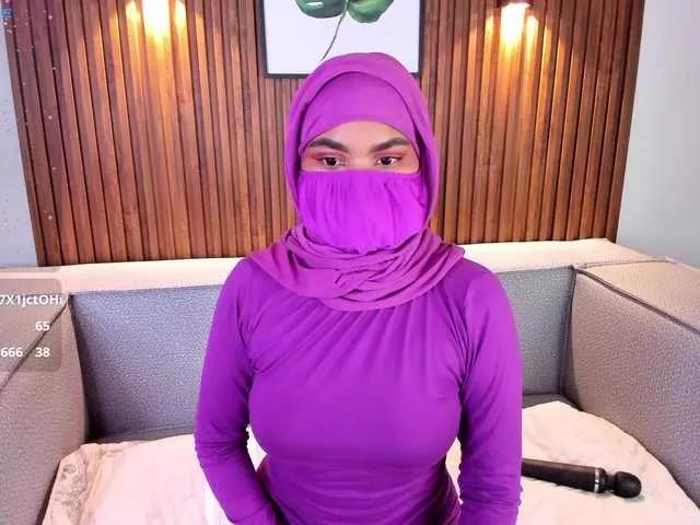 Aura-cuutee on BongaCams 