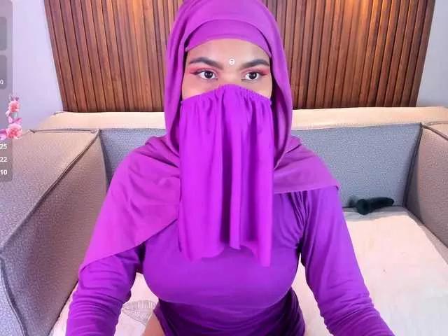 Aura-cuutee on BongaCams 