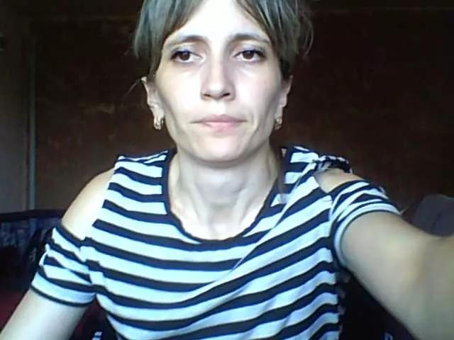 BabyLove4432 on BongaCams 
