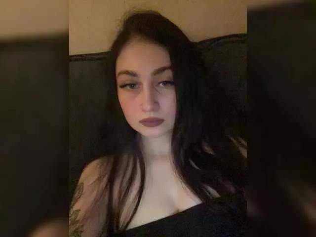 Offline BabyMilia717 on BongaCams