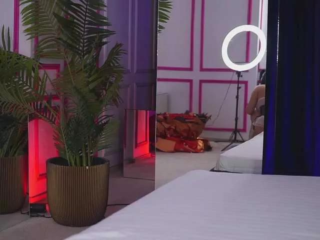 BabyUnholly on BongaCams 