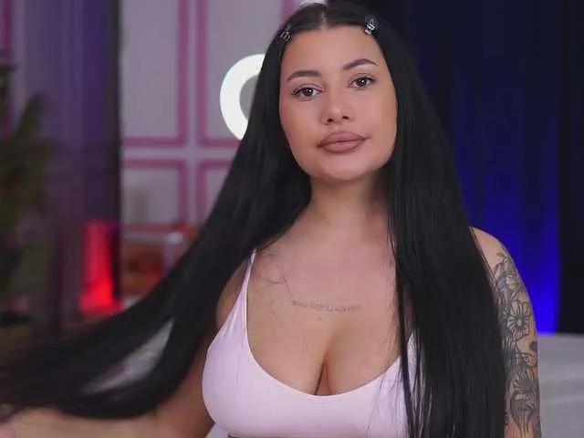 BabyUnholly on BongaCams 
