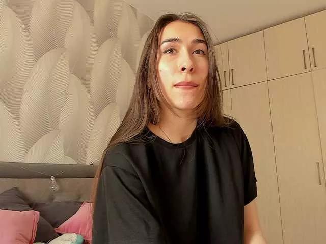 Bambiiiii on BongaCams 