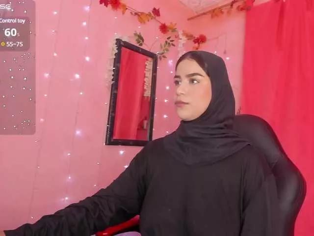 BasimaChauriye on BongaCams 