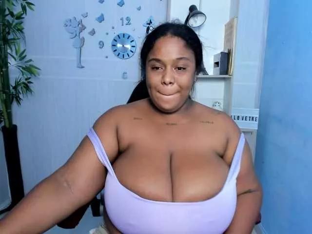 bbw-charlote on BongaCams 