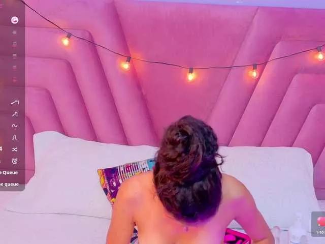 Beautifulskinny18 on BongaCams 