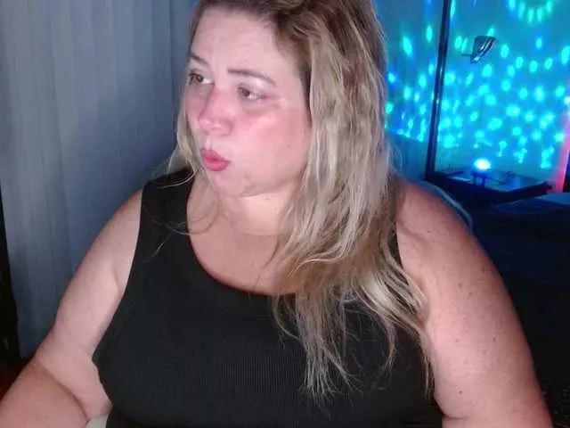 bella-savati on BongaCams 