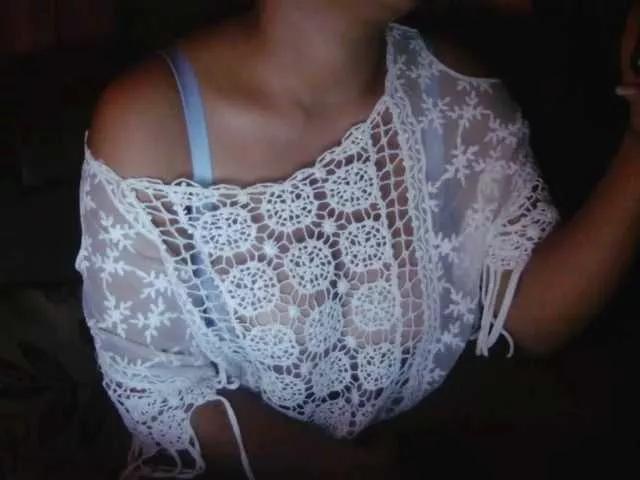 BellaLove on BongaCams 