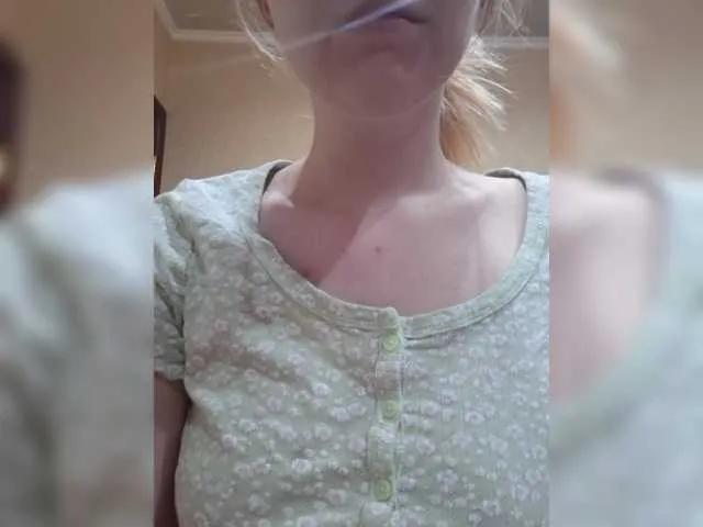 Offline Belosneshkaaaaaa on BongaCams