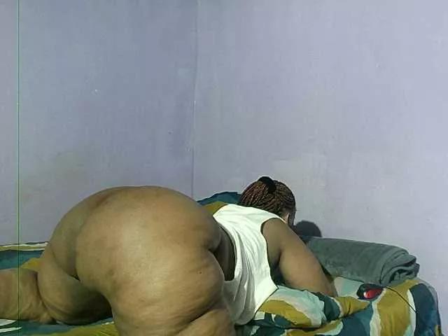 Big-Ass-Wilma on BongaCams 