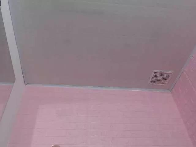 bombom-24 on BongaCams 