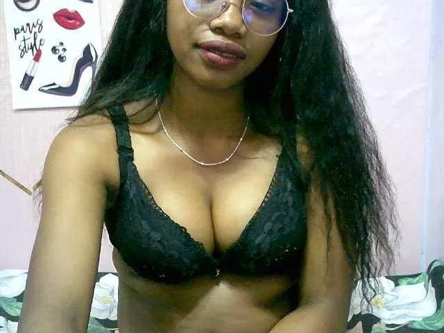Brendah1 on BongaCams 