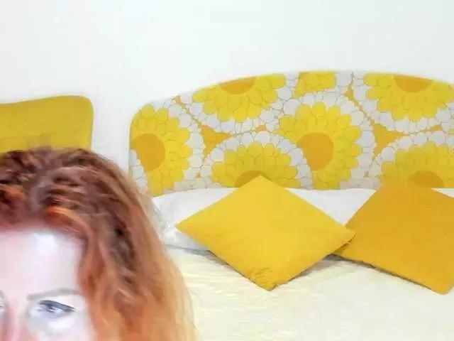 BritishPenelope on BongaCams 