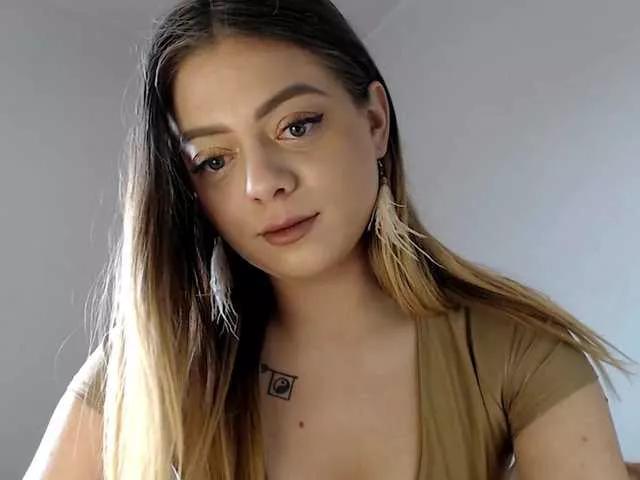 BuffyFire on BongaCams 