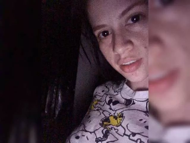 Offline CANDACESXXHOT on BongaCams