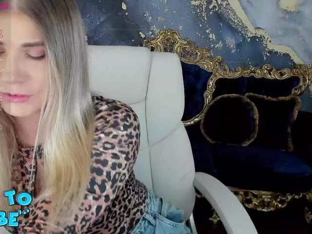 CassandraGood on BongaCams 