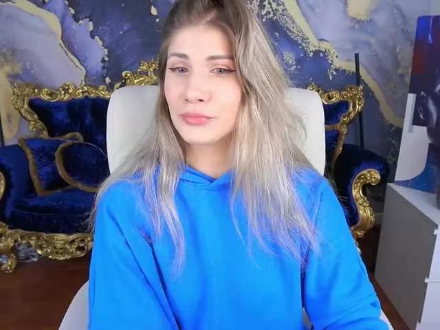 CassandraGood on BongaCams 