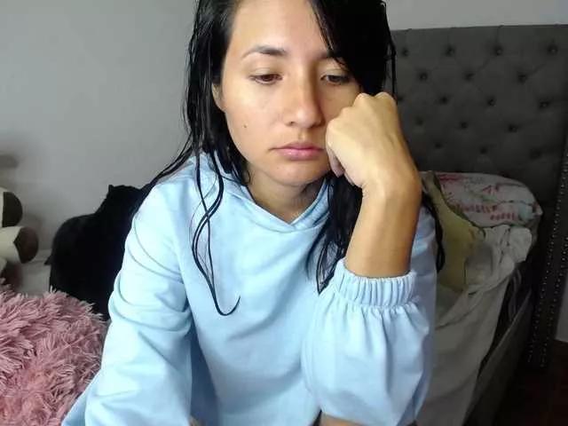 catalinahounn on BongaCams 