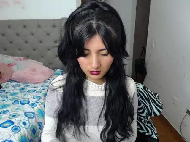 catalinahounn on BongaCams 