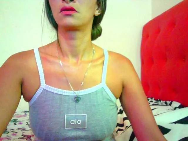 Freechat Celestee-1 on BongaCams