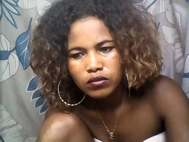 Freechat chaimah on BongaCams